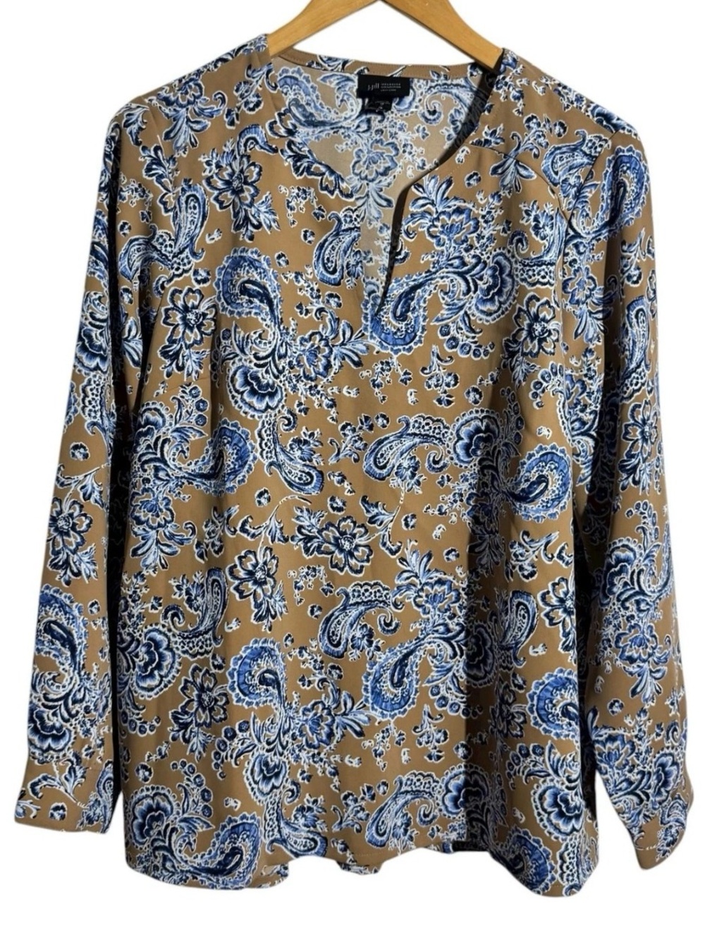 J.Jill Wearever Top Tan & Blue Paisley V-Neck Blouse Casual Travel SM LS